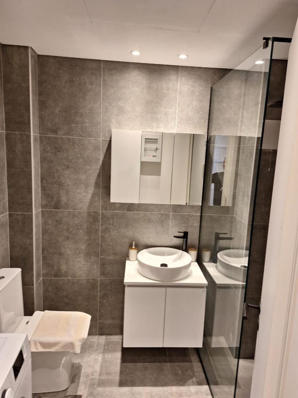 Stay Now, 600M From Acropolis Athens Ngoại thất bức ảnh